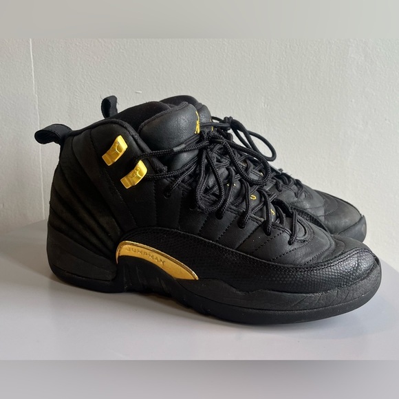 Nike Air Jordans 12 Retro Black Taxi Gold Sneaker, high tops, youth size 5.5 - Picture 1 of 10